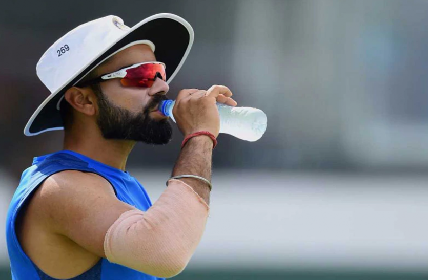 Virat Kohli रोनाल्डो ही नहीं विराट कोहली ने भी दिया था एक सॉफ्ट ड्रिंक कंपनी को बड़ा झटका, करोड़ों रुपयों को मार दी थी ठोकर