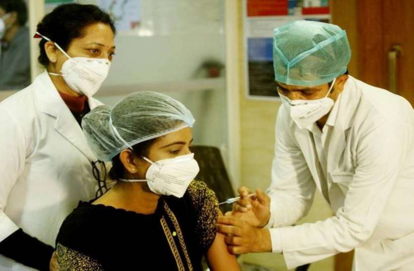 corona-vaccination.jpg Corona: पिछले 24 घंटों में मिले 44000 से अधिक नए केस, 738 लोगों की मृत्यु हुई