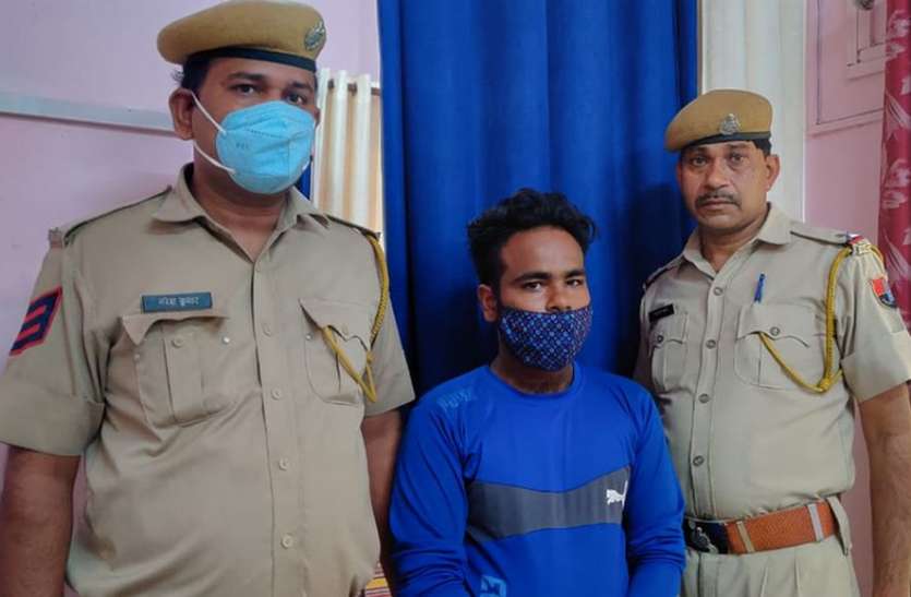 पुलिस ने अवैध रूप से देशी शराब का परिवहन करते हुए 34 पेटी देशी शराब (1632 पव्वे) जप्त कर एक आरोपी को गिरप्तार कर लिया अवैध शराब का परिवहन करते एक आरोपी गिरफ्तार