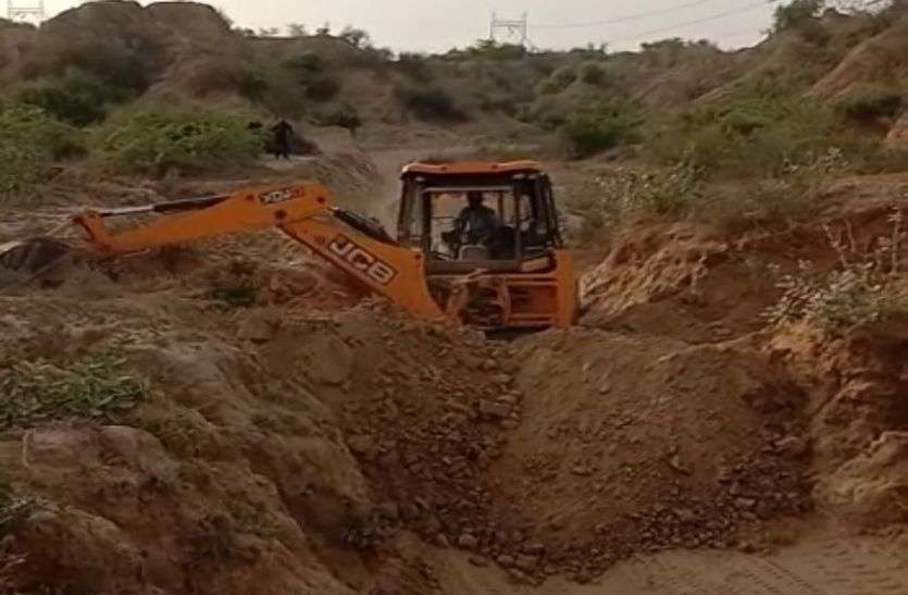 नई खनन नीति दलित युवा को खान आरक्षण बढ़ाने वाली हो
