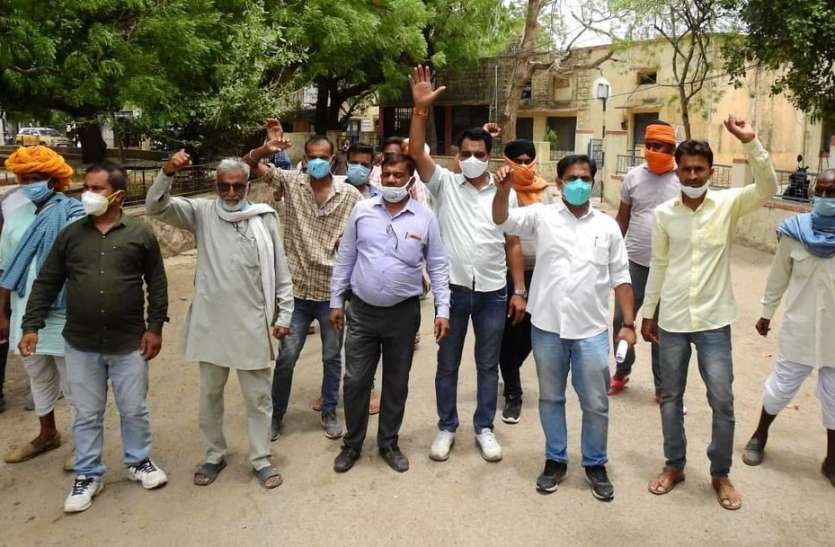 किसान विरोधी कानूनों को रद्द करो, एमएसपी पर गारंटी लागू हों किसान विरोधी कानूनों को रद्द करो, एमएसपी पर गारंटी लागू हों
