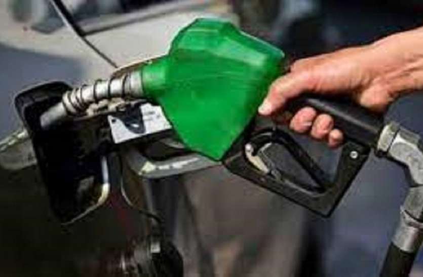 petrol ईंधन की कीमतों में बढ़ोतरी के खिलाफ वाम दल, वीसीके राज्य भर में करेंगे प्रदर्शन, राज्य के 31 जिलों में पेट्रोल सौ के पार