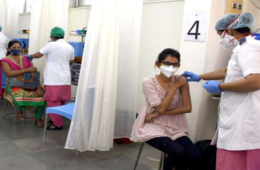 vaccineindia.jpg ICMR के अध्ययन में कोरोना की तीसरी लहर को लेकर सामने आई हकीकत