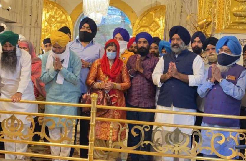 Conversion Row One Sikh Women in High Court to protection from Family in Jammu Kashmir सिख लड़कियों का धर्मांतरण मामलाः एक लड़की ने कहा मर्जी से बदला धर्म और की शादी, पीडीपी ने बताया साजिश