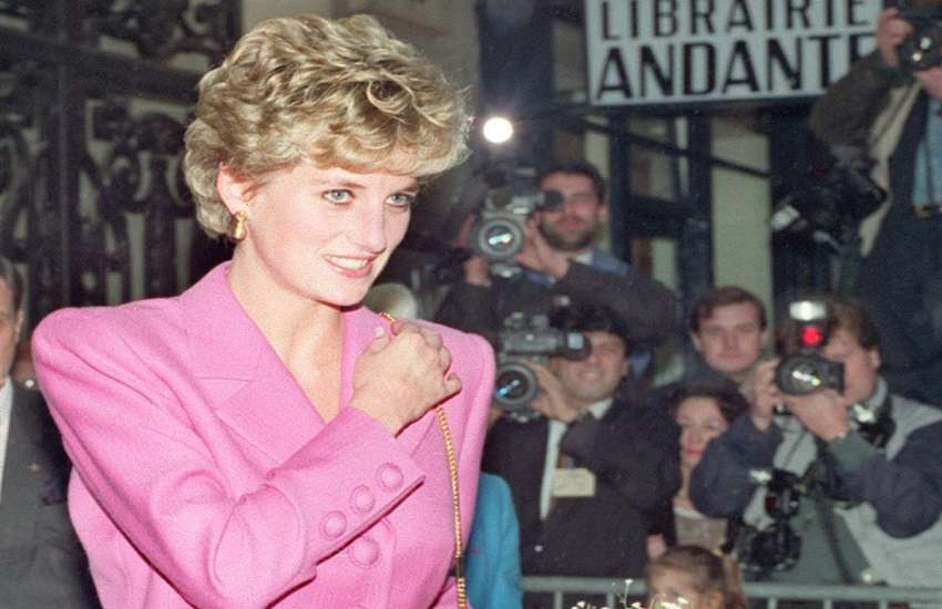 princess_diana_statue_1.jpg