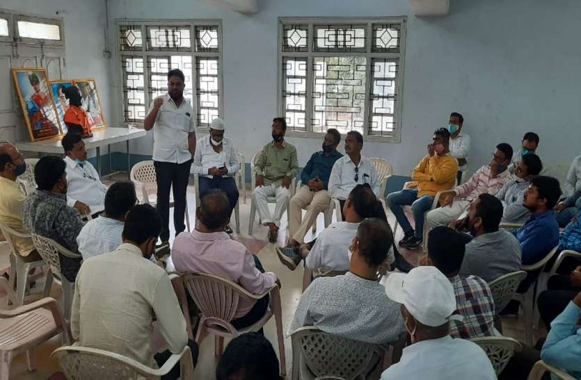 पॉपलीन कारखाने 9 जुलाई तक बंद रखने का फैसला पॉपलीन कारखाने 9 जुलाई तक बंद रखने का फैसला