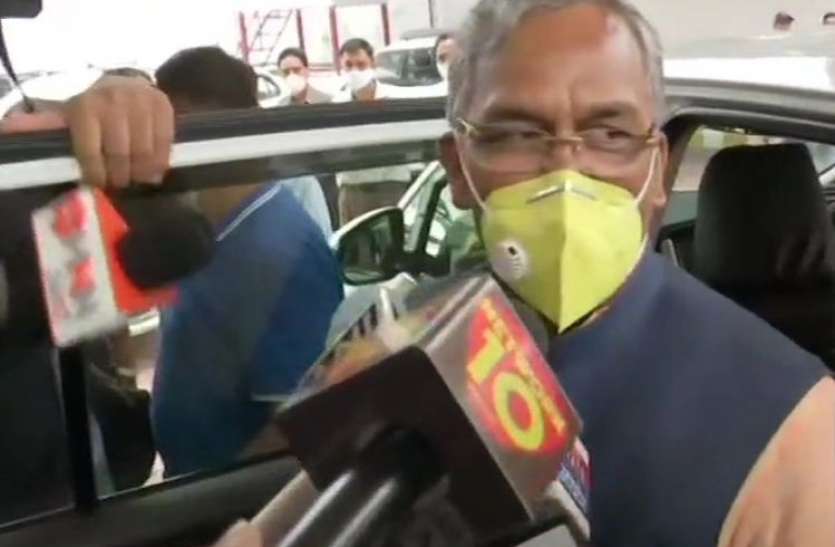 571.jpg Uttarakhand में नए सीएम की तलाशः विधायक दल की बैठक से पहले तीरथ रावत ने किया इस बात का दावा