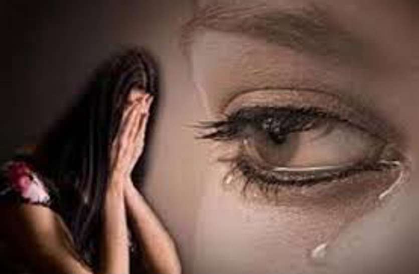 Dowry प्रताडऩा ऐसी कि नई नवेली दुल्हन का खाना तक बंद कर दिया, रिश्ता खराब न हो इसलिए सब सहती रही लेकिन...