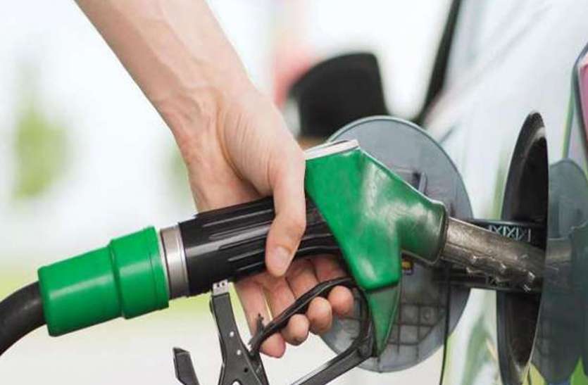 Petrol prices Petrol-Diesel Price Today: 2 महीने में 33 बार बढ़े पेट्रोल के दाम, जानिए अपने शहर का हाल