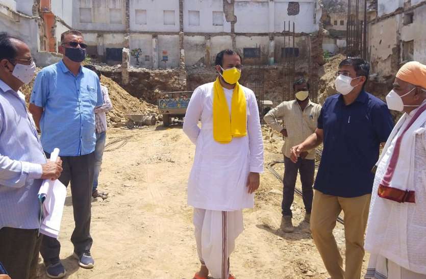 न्यू कॉटेज में अब होगी मल्टीस्टोरी पार्किंग न्यू कॉटेज में अब होगी मल्टीस्टोरी पार्किंग