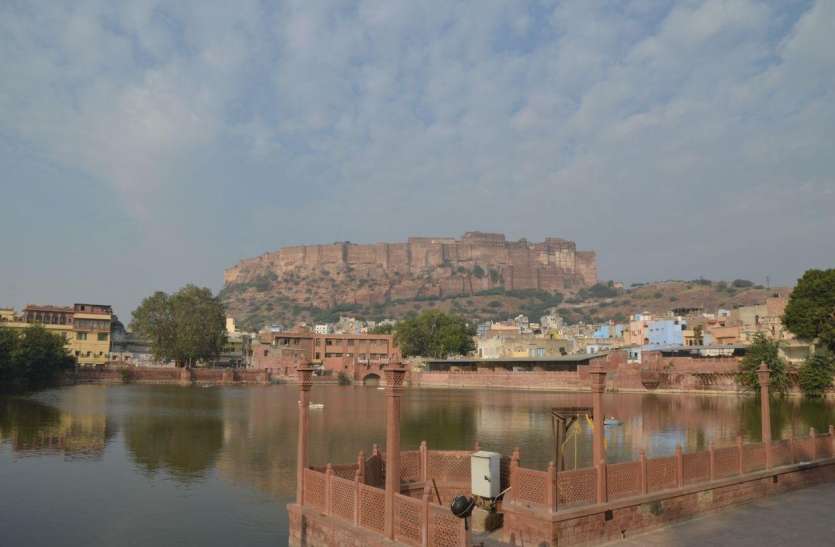 पश्चिमी हवा से गायब धूल ने साफ की आबोहवा पश्चिमी हवा से गायब धूल ने साफ की आबोहवा