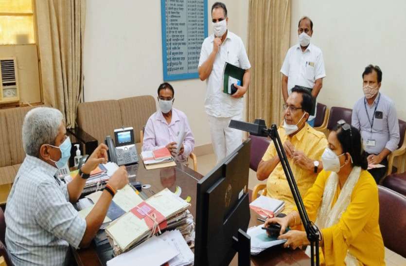 The process of conversion of undisputed measles of RU continues आरयू के अविवादित खसरों की नामान्तरकरण प्रक्रिया जारी