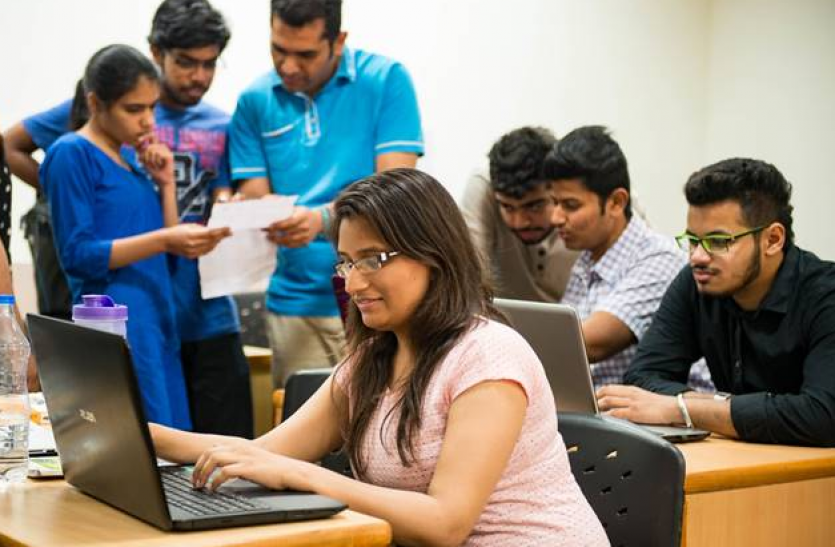 PG admission test Kerala University: पीजी पाठ्यक्रमों में एडमिशन के लिए एक अगस्त से होगी परीक्षा, पूछे जाएंगे बहुविकल्पीय और वर्णनात्मक प्रश्न
