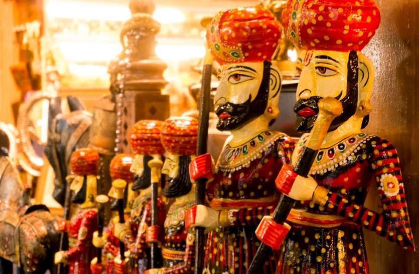 हस्तशिल्प में भी थ्रस्ट सेक्टर चुनें, लुप्त कलाओं को मिले प्रोत्साहन हस्तशिल्प में भी थ्रस्ट सेक्टर चुनें, लुप्त कलाओं को मिले प्रोत्साहन