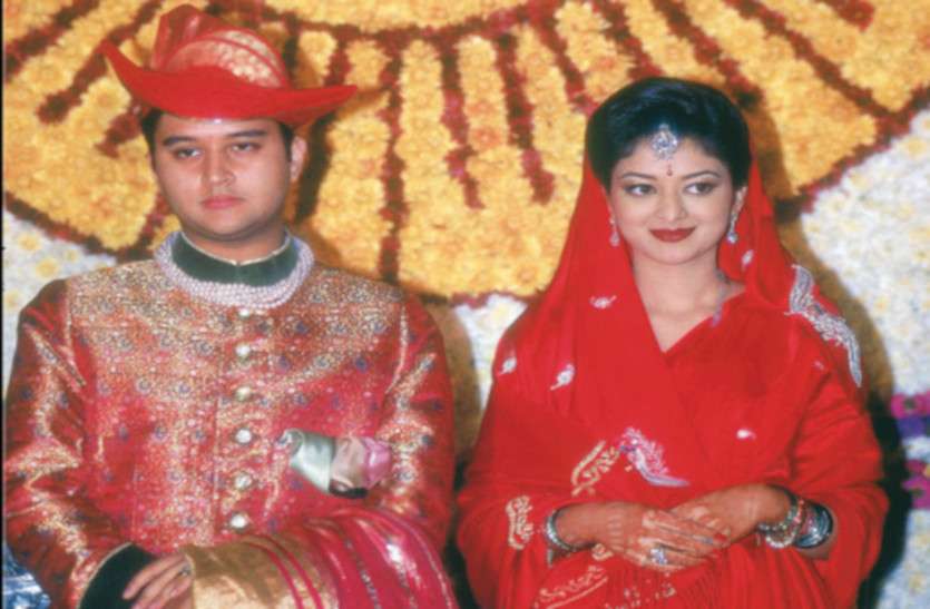 Jyotiraditya Scindia Wife Jyotiraditya Scindia Marriage Story Jyotiraditya Scindia Love Story प्रियदर्शिनी को देखते ही हो गए फ़िदा पर मां पहले ही ले चुकीं थीं ये फैसला