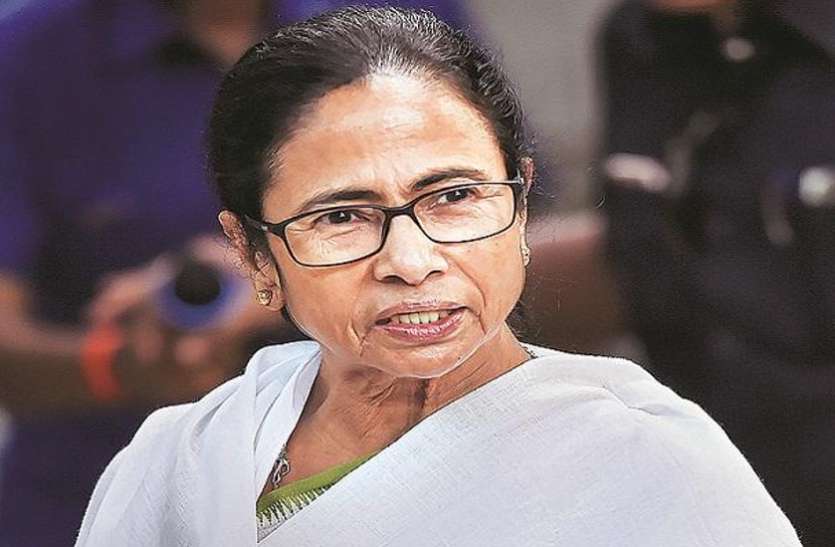 mamata banerjee नंदीग्राम केस: ममता बनर्जी को महंगा पड़ा जज पर आरोप लगाना, लगा 5 लाख रुपए का जर्माना