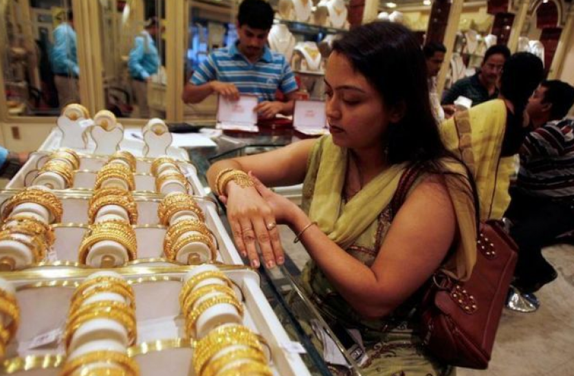 gold and silver price today Gold Price Today: आज बढ़ गए सोने के रेट, चांदी हुई सस्ती
