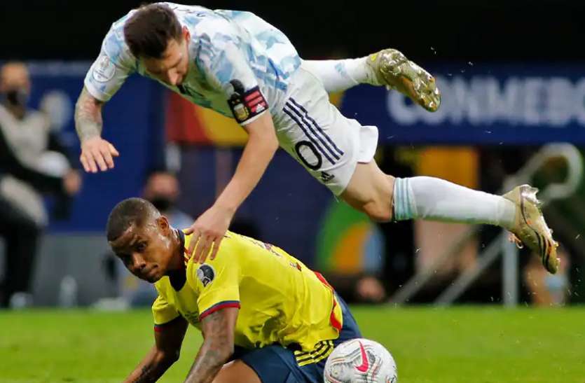 lionel_messi.jpg पैर से बहता रहा खून, लेकिन मैदान से नहीं हटे मेसी, टीम को फाइनल में पहुंचाकर लिया दम