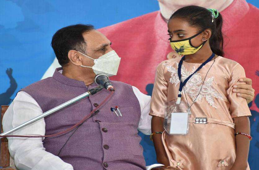 'मुख्यमंत्री बाल सेवा योजनाÓ में अब 21 वर्ष तक बच्चों को मिलेगी मदद 'मुख्यमंत्री बाल सेवा योजनाÓ में अब 21 वर्ष तक बच्चों को मिलेगी मदद