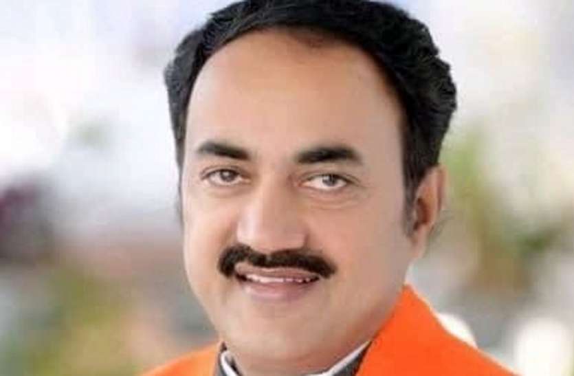 Singrauli collector imposed duty of magistrate on arrival of minister जिले आज आएंगे प्रभारी मंत्री
