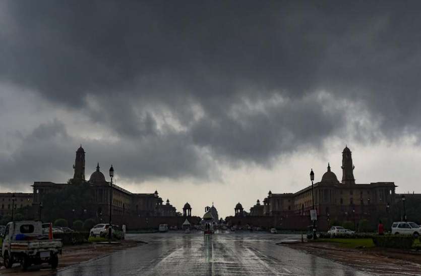 weather_updates.jpeg Weather Update: अगले 24 घंटे में दिल्ली-NCR समेत उत्तर भारत में आएगा मानसून, कई राज्यों में 5 दिनों तक होगी बारिश