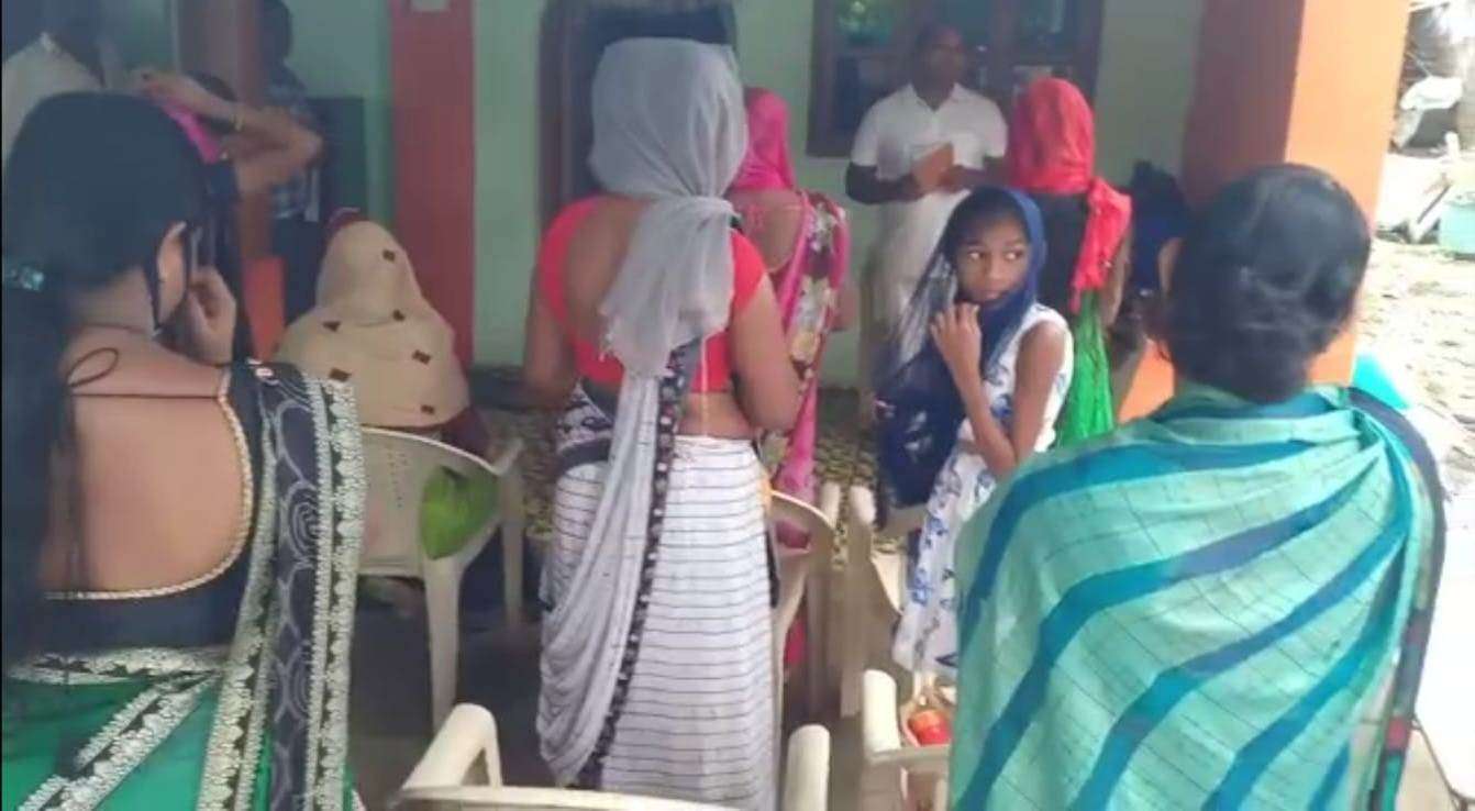 DAMAN NEWS: विहिप कार्यकर्ताओं ने रोका, शिकायत भी दर्ज