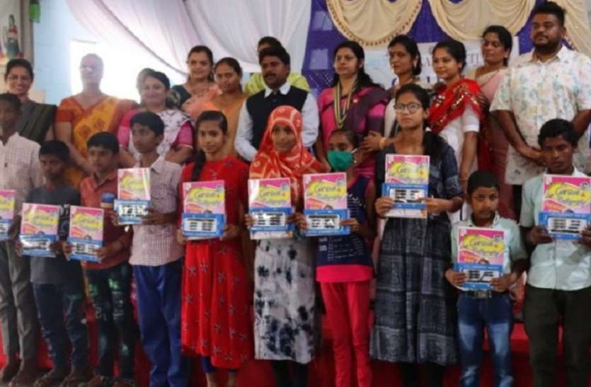 जीवन संवारने की कला है कैलीग्राफी, रोजागर के काफी अवसर जीवन संवारने की कला है कैलीग्राफी, रोजागर के काफी अवसर