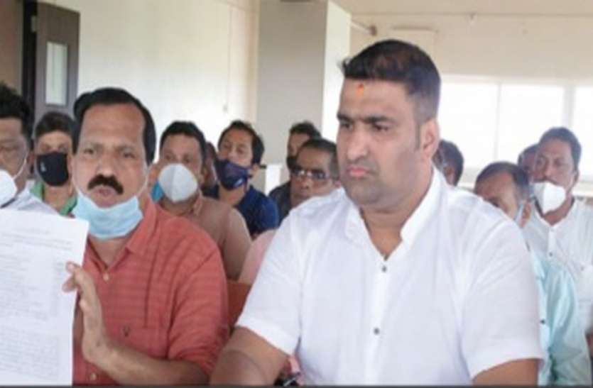 वाणिज्यिक बंदरगाह निर्माण की मुश्किलें की जाएंगीस दूर वाणिज्यिक बंदरगाह निर्माण की मुश्किलें की जाएंगीस दूर