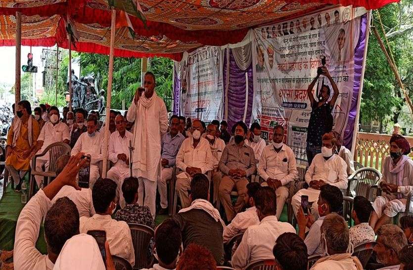 केन्द्र सरकार की नीति और नीयत साफ नहीं- जाड़ावत केन्द्र सरकार की नीति और नीयत साफ नहीं- जाड़ावत