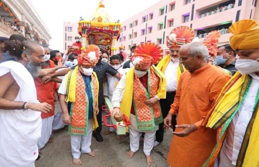चार घंटे में ही पूरी हुई देश की दूसरी सबसे बड़ी रथयात्रा