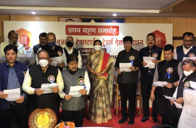 SURAT KAPDA MANDI: 'मार्केट क्षेत्र में वॉक-वे व ब्यूटीफिकेशन का प्रयासÓ SURAT KAPDA MANDI: 'मार्केट क्षेत्र में वॉक-वे व ब्यूटीफिकेशन का प्रयासÓ
