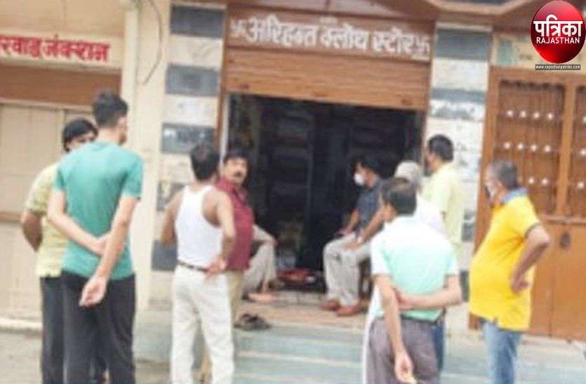 चोरों का धमाल, खेत, दुकानें, ट्रांसफार्मर को बनाया निशाना, गांवों में दहशत चोरों का धमाल, खेत, दुकानें, ट्रांसफार्मर को बनाया निशाना, गांवों में दहशत