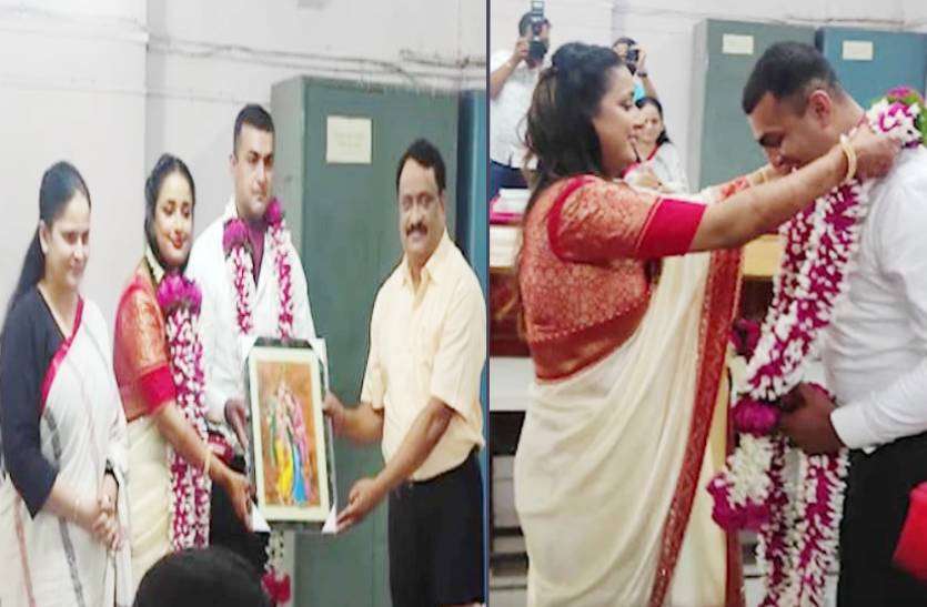 dhar_marriage_3.jpg