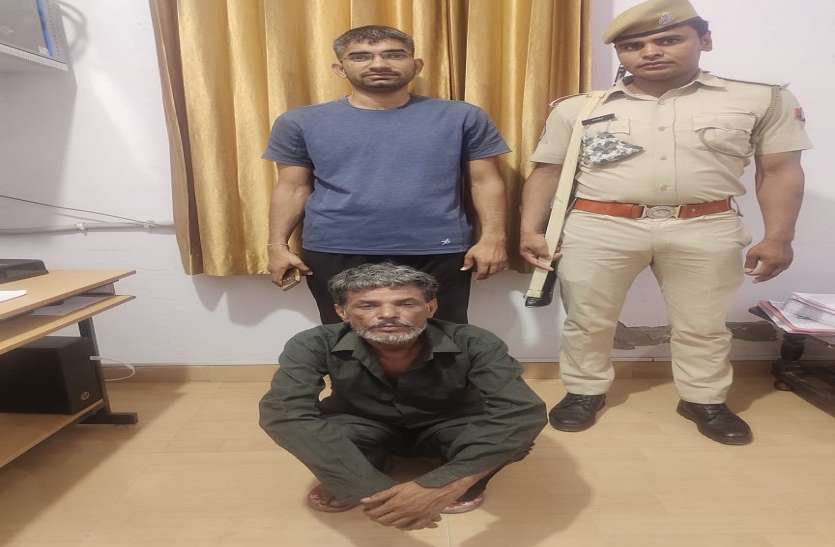 स्मैक की चोरी छिपे बिक्री करने वाला चढ़ा पुलिस के हत्थे स्मैक की चोरी छिपे बिक्री करने वाला चढ़ा पुलिस के हत्थे