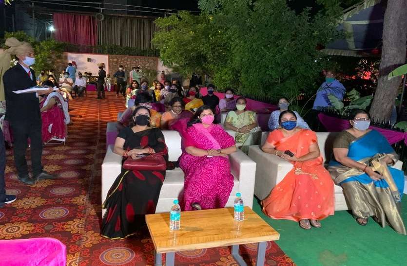 महिला सदन में बेटियों की शादी आज महिला सदन में बेटियों की शादी आज