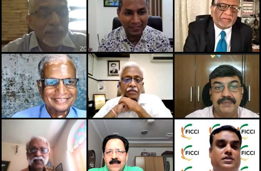 352 ग्राम पंचायत समिति में स्किल डवलपमेंट सेंटर्स होंगे स्थापित 352 ग्राम पंचायत समिति में स्किल डवलपमेंट सेंटर्स होंगे स्थापित