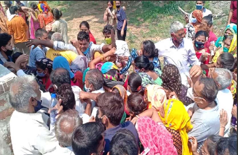 ,,, वैक्सीन से पहले कितनी परीक्षाएं देनी होगी सरकार