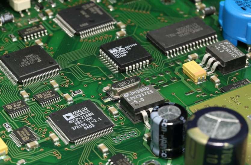 semiconductor_chips.jpg सेमीकंडक्टर चिप की कमी के चलते दुनिया भर में ठप पड़ा प्रोडक्शन, गैजेट्स और डिवाईसेज की बढ़ सकती हैं कीमतें