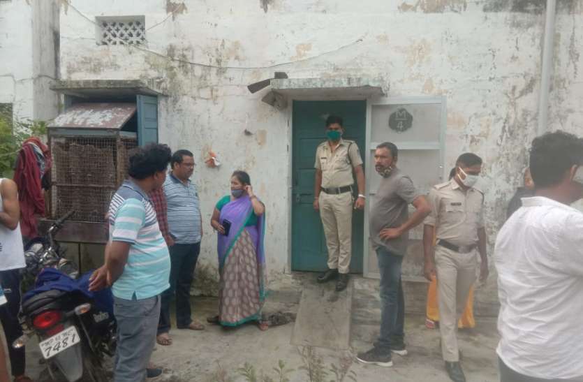 Newlywed's body found in blood-soaked house, police engaged in investi नवविवाहिता का खून से लथपथ घर में मिला शव, जांच में जुटी पुलिस