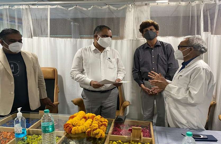 अनेकांत फाउंडेशन ने किया कोरोना वारियर्स का सम्मान अनेकांत फाउंडेशन ने किया कोरोना वारियर्स का सम्मान
