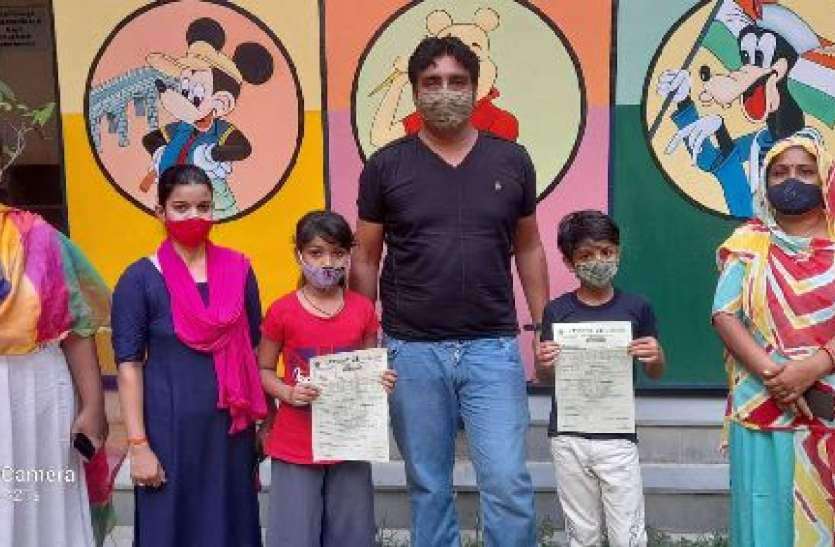 किशोर ने राशन मांगा तो गुर्जर ने प्रण लिया कि कोविड में अनाथ हुए बच्चों को नि:शुल्क पढ़ाएंगे किशोर ने राशन मांगा तो गुर्जर ने प्रण लिया कि कोविड में अनाथ हुए बच्चों को नि:शुल्क पढ़ाएंगे