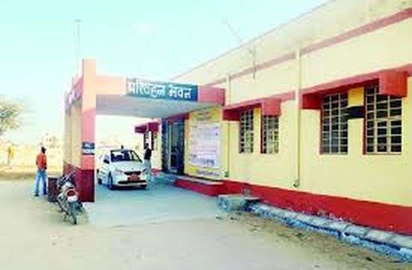 अब शनिवार को नहीं बनेंगे महिलाओं के लाइसेंस अब शनिवार को नहीं बनेंगे महिलाओं के लाइसेंस