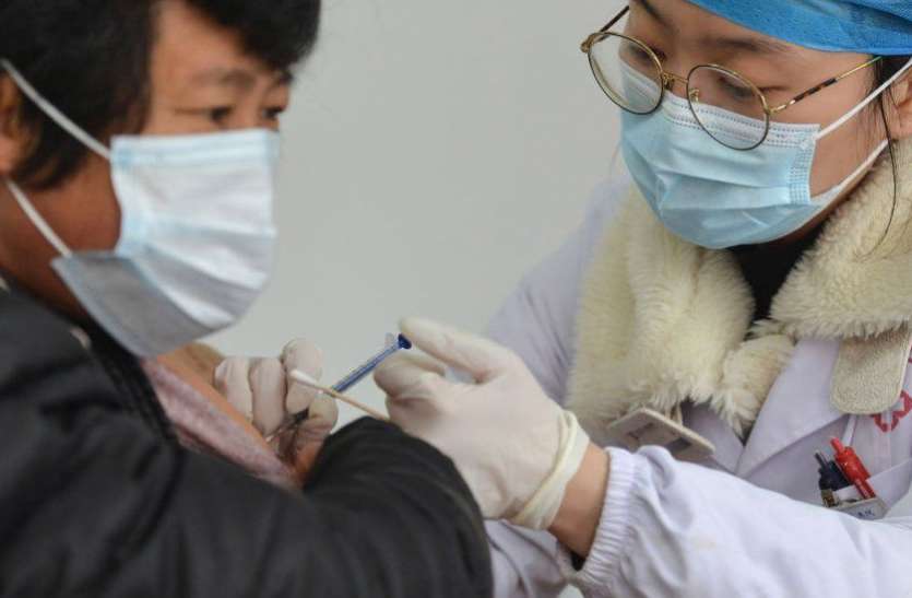 china vaccination चीन ने अपनी ही कोरोना वैक्सीन पर आशंका जताई, दो डोज लेने वालों को देगा जर्मनी का बूस्टर शॉट