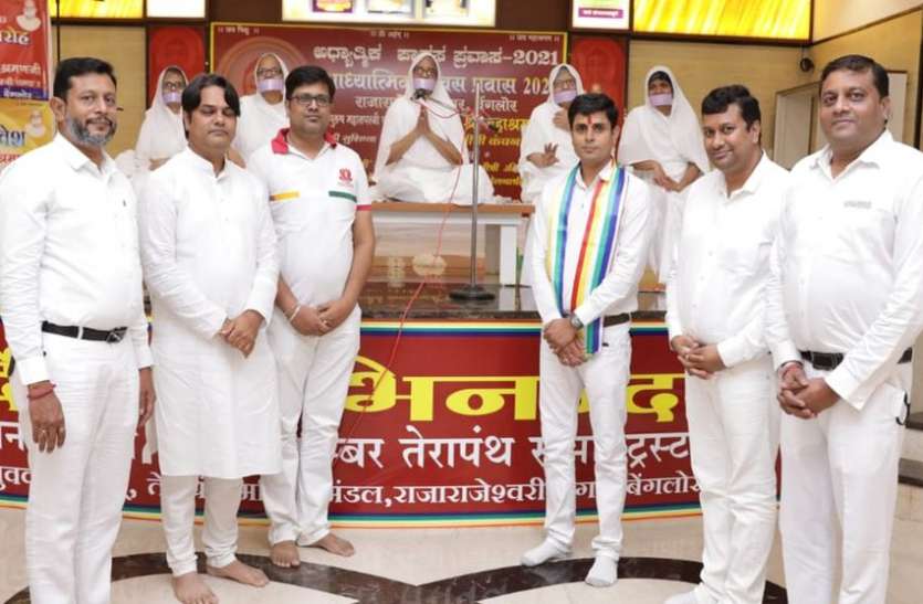 teyup2007_1.jpg तेयुप राजराजेश्वरीनगर टीम ने ली शपथ
