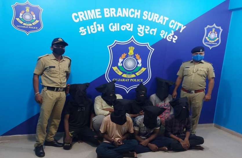 मनीट्रांसफर एजेन्ट से 7.60 लाख रुपए लूटने वाले आठ पकड़े गए मनीट्रांसफर एजेन्ट से 7.60 लाख रुपए लूटने वाले आठ पकड़े गए