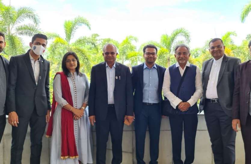 त्रिपुरा में हैं कारोबार के अवसर- दिनेश नवाडिया त्रिपुरा में हैं कारोबार के अवसर- दिनेश नवाडिया