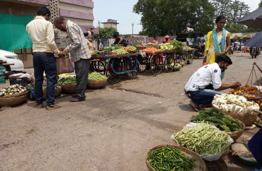 Dry season increased the prices of vegetables सूखे मौसम ने बढ़ाए सब्जियों के दाम