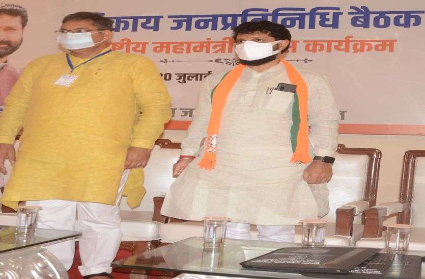 कांग्रेस की अंदरुनी कलह का असर राजस्थान की गवर्नेंस पर पड़ा-पूनिया कांग्रेस की अंदरुनी कलह का असर राजस्थान की गवर्नेंस पर पड़ा-पूनिया
