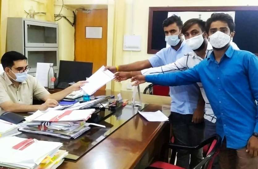 नीट में आरश्रण की मांग, राष्ट्रपति के नाम ज्ञापन सौंपा नीट में आरश्रण की मांग, राष्ट्रपति के नाम ज्ञापन सौंपा