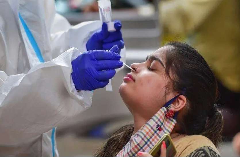 Coronavirus Update कोरोना का कहर जारी : नए केसों में 12 हजार का उछाल, 24 घंटे में आंकड़ा 42 हजार के पार